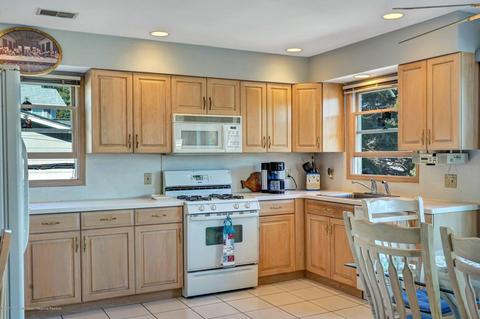 4 Cable Rd, Waretown, NJ 08758 photo 15