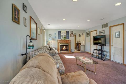 4 Cable Rd, Waretown, NJ 08758 photo 11
