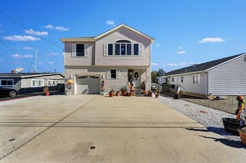 4 Cable Rd, Waretown, NJ 08758 photo 4