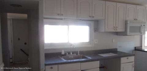 36 Capstan Rd, Waretown, NJ 08758 photo 3
