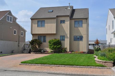 1024 Capstan Dr, Forked River, NJ 08731 photo 1