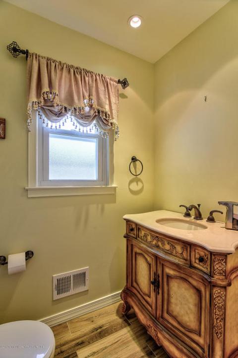 27 Cherry Tree Cir, Howell, NJ 07731 photo 16