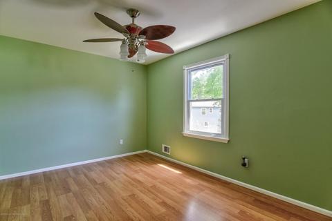 27 Cherry Tree Cir, Howell, NJ 07731 photo 12