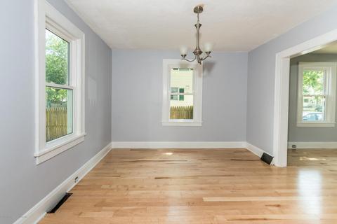 421 Runyon Ave, Middlesex, NJ 08846 photo 9