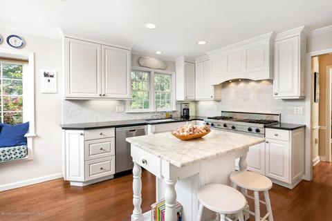 17 Riverside Dr, Rumson, NJ 07760 photo 6