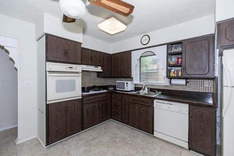103 Thomas Pl, Edison, NJ 08837 photo 7