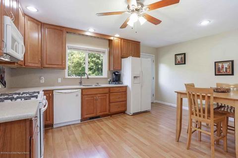 86 E Connecticut Concourse, Jackson, NJ 08527 photo 6