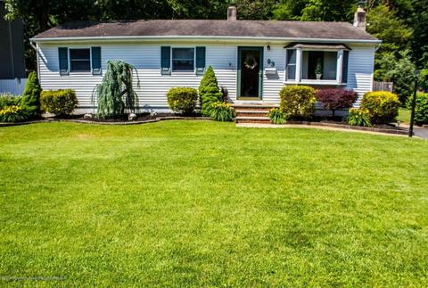 93 Avis Dr, Brick, NJ 08724 photo 1