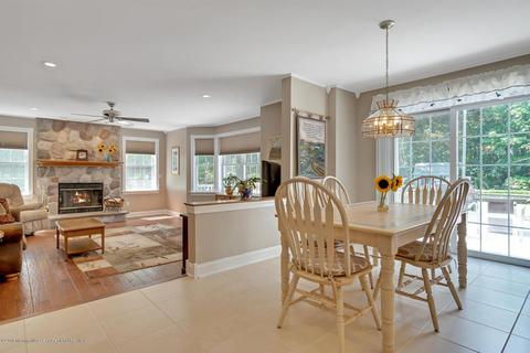 19 Arrowhead Cir, Jackson, NJ 08527 photo 17