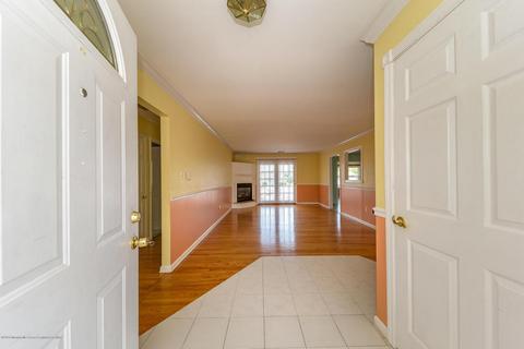102 Clearwater Dr, Forked River, NJ 08731 photo 4
