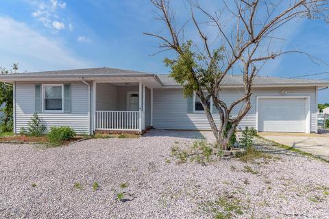 102 Clearwater Dr, Forked River, NJ 08731 photo 1