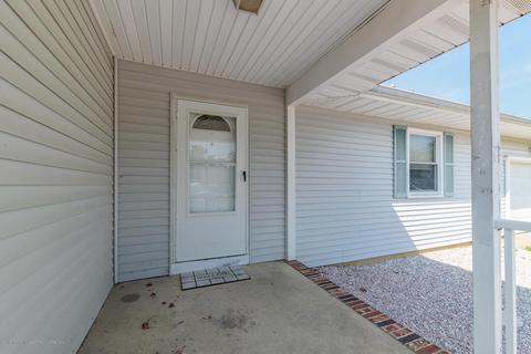 102 Clearwater Dr, Forked River, NJ 08731 photo 3
