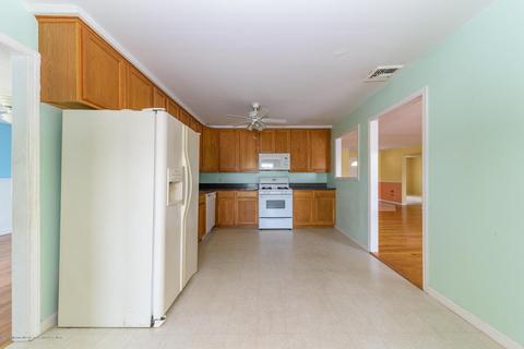 102 Clearwater Dr, Forked River, NJ 08731 photo 7