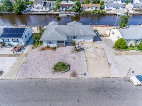 102 Clearwater Dr, Forked River, NJ 08731 photo 25