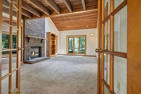 9 Thropp Rd, Forked River, NJ 08731 photo 11