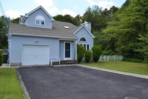 10 Brian Ave, Brick, NJ 08724 photo 1