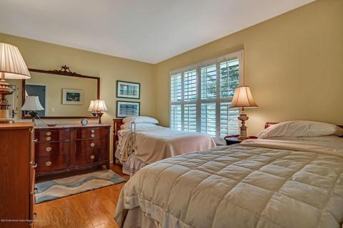 17 Walnut Dr, Spring Lake Heights, NJ 07762 photo 10