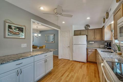 17 Walnut Dr, Spring Lake Heights, NJ 07762 photo 16