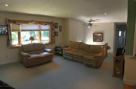 1 Chestnut Dr, Matawan, NJ 07747 photo 20