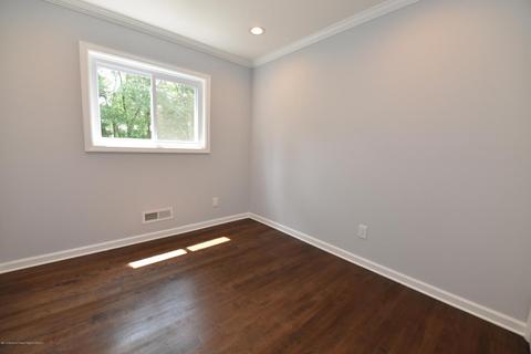 53 Farmbrook Dr, Old Bridge, NJ 08857 photo 15