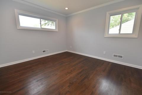 53 Farmbrook Dr, Old Bridge, NJ 08857 photo 12