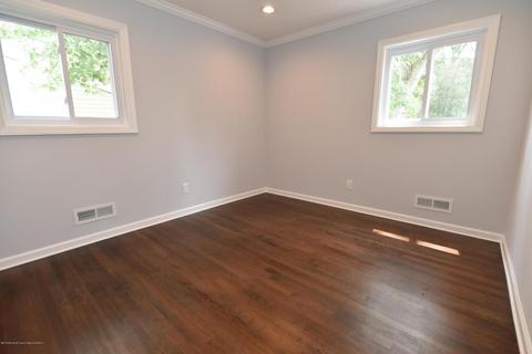 53 Farmbrook Dr, Old Bridge, NJ 08857 photo 16