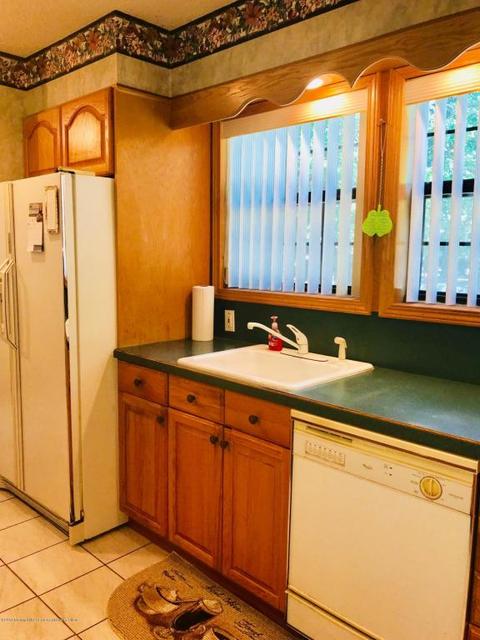 85 Azalea Cir, Jackson, NJ 08527 photo 6