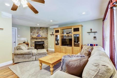 669 Windsor Rd, Brick, NJ 08723 photo 9