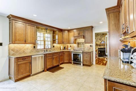 669 Windsor Rd, Brick, NJ 08723 photo 12