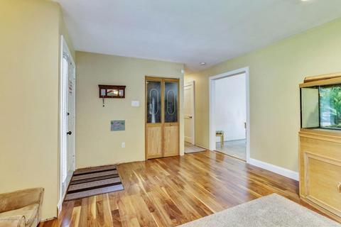 669 Windsor Rd, Brick, NJ 08723 photo 5
