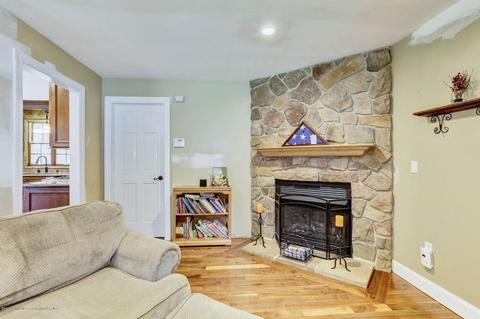 669 Windsor Rd, Brick, NJ 08723 photo 10