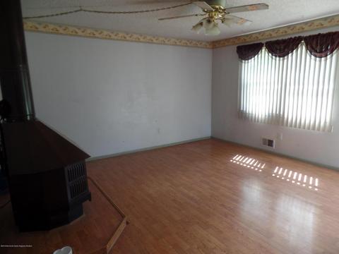 802 Miller Ave, Jackson, NJ 08527 photo 4