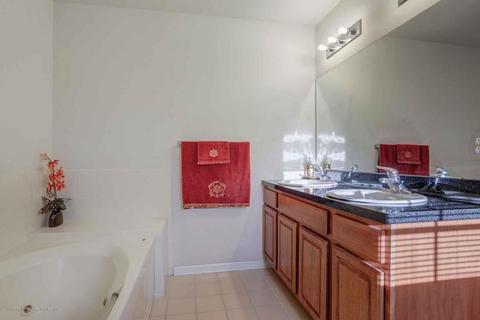 4 Markham Cir, Old Bridge, NJ 08857 photo 21