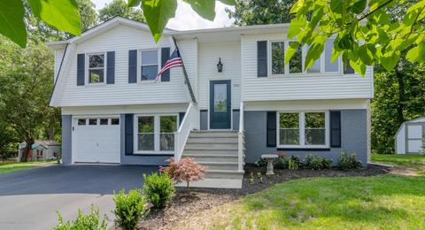 701 Millbrook Rd, Brick, NJ 08724 photo 3