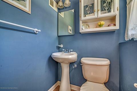 35 Ned Dr, Matawan, NJ 07747 photo 21