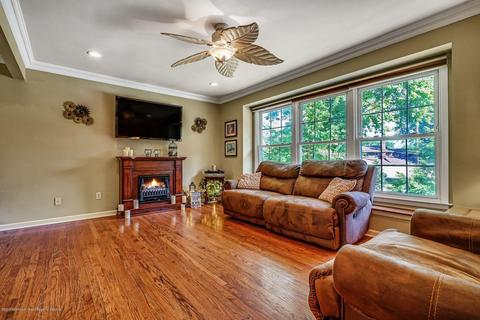 35 Ned Dr, Matawan, NJ 07747 photo 7