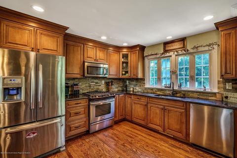 35 Ned Dr, Matawan, NJ 07747 photo 13
