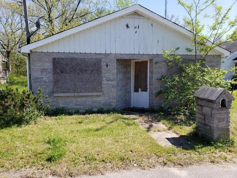 20 E 4th St, Howell, NJ 07731 photo 2