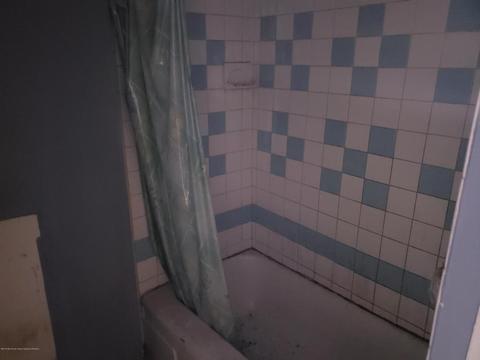 20 E 4th St, Howell, NJ 07731 photo 4