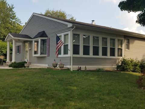 4 E Jack St, Hazlet, NJ 07730 photo 4