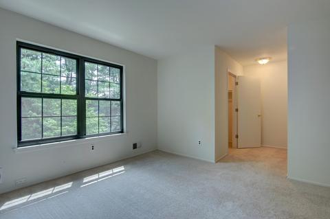 3 Pheasant Run, Edison, NJ 08820 photo 6
