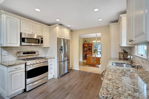 239 Birch Ln, Forked River, NJ 08731 photo 8