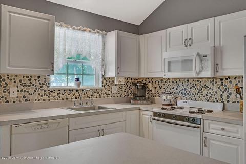 612 Devon St, Forked River, NJ 08731 photo 11