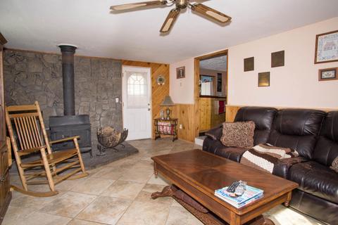 4 Maple Ln, Howell, NJ 07731 photo 8