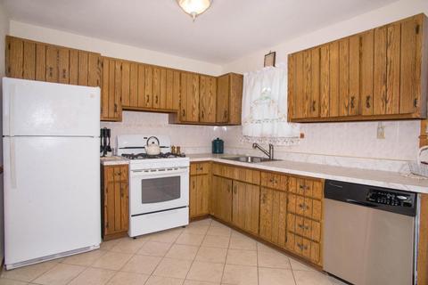4 Maple Ln, Howell, NJ 07731 photo 2