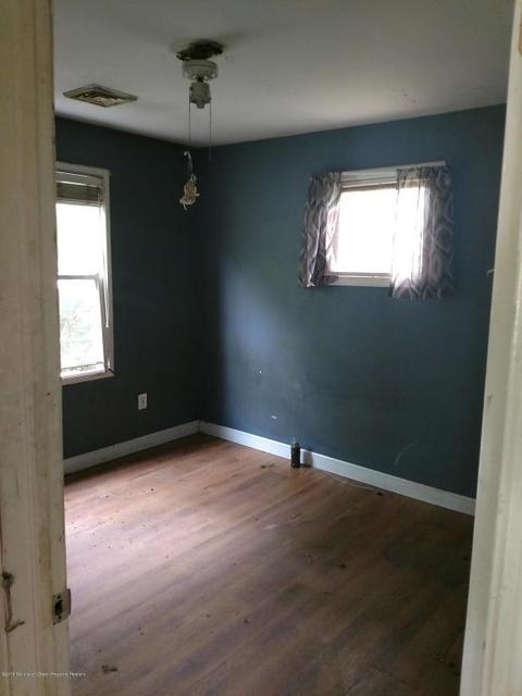 53 Poplar St, Waretown, NJ 08758 photo 8