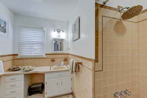 2 Oak Ln, Matawan, NJ 07747 photo 28