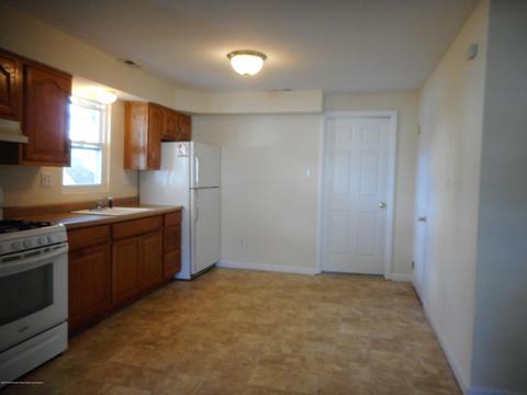 82 Illinois Ave, Waretown, NJ 08758 photo 7