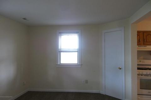 82 Illinois Ave, Waretown, NJ 08758 photo 9