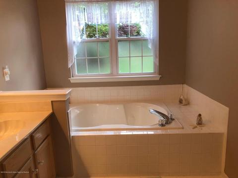 3 Taylor Ln, Jackson, NJ 08527 photo 9